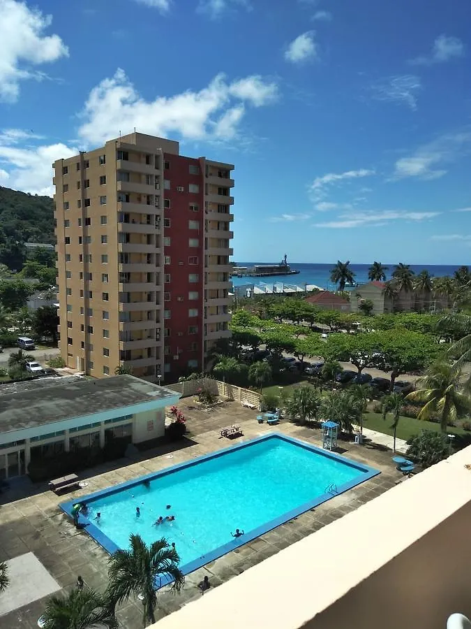 Thirty Six D- Turtle Towers Apartman Ocho Rios